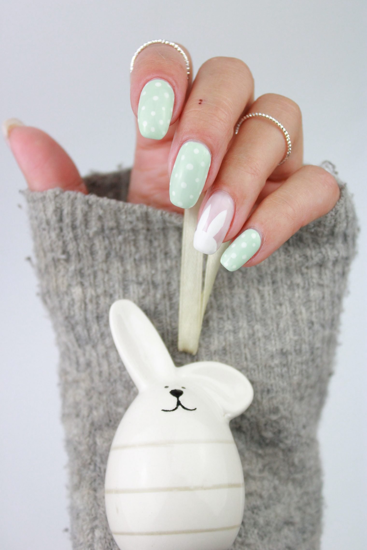 Cute Easter Bunny Nail Art | Spring Nails | Liudmila Z.'s (MyDesigns4You)  Photo | Beautylish